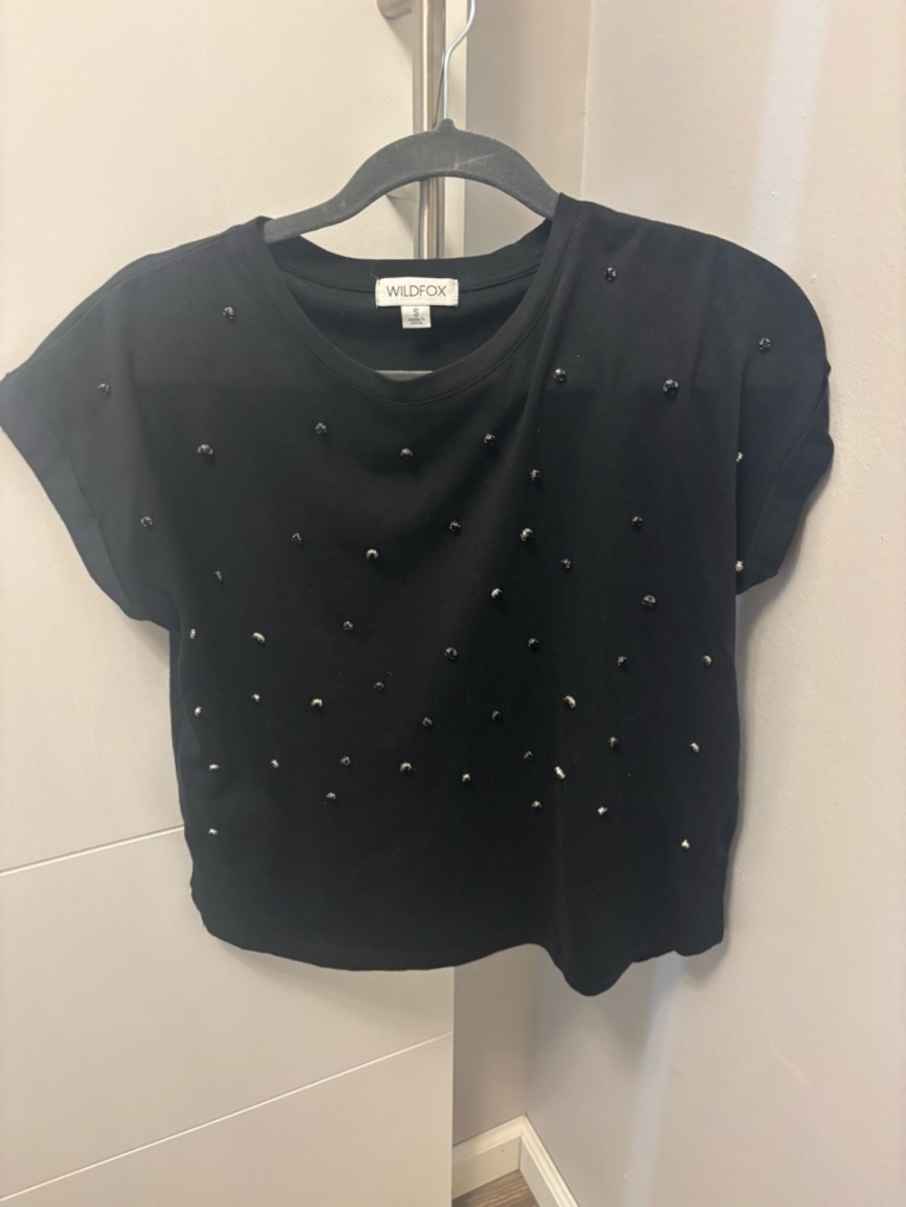 Wildfox Women’s Rhinestone Black Muscle Tee Size Small